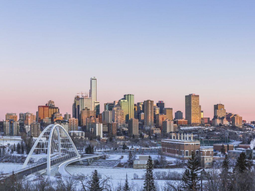 edmonton-skyline edmonton-skyline